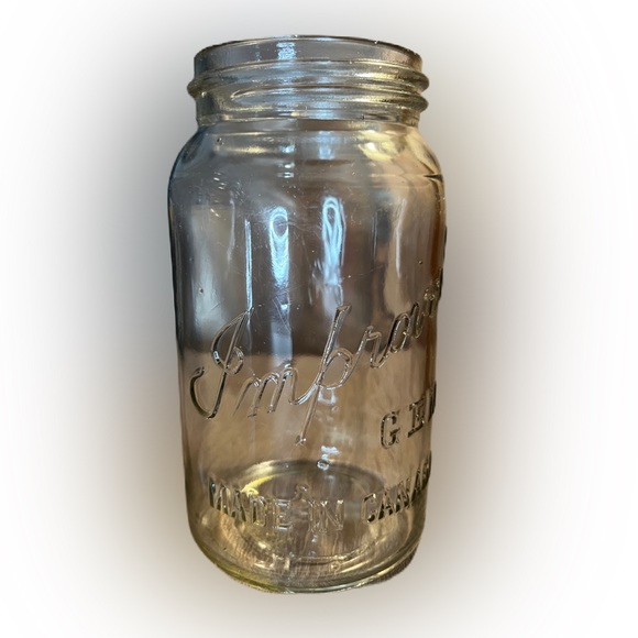 2 Vintage Improved Gem made in Canada jars - Picture 5 of 9